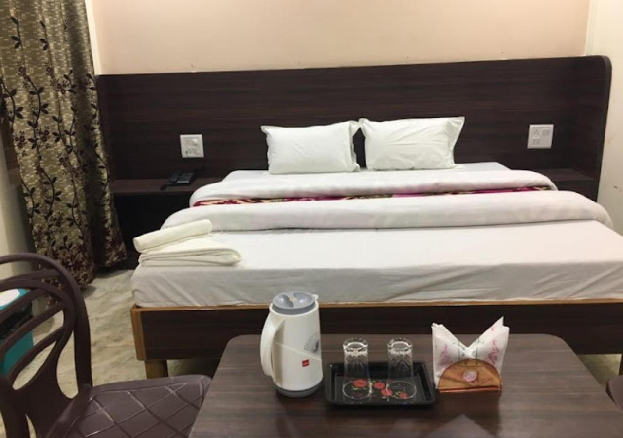 Liberty Guest House Varanasi Eksteriør billede